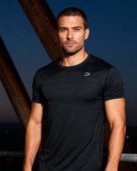 Resolute T-shirt Black